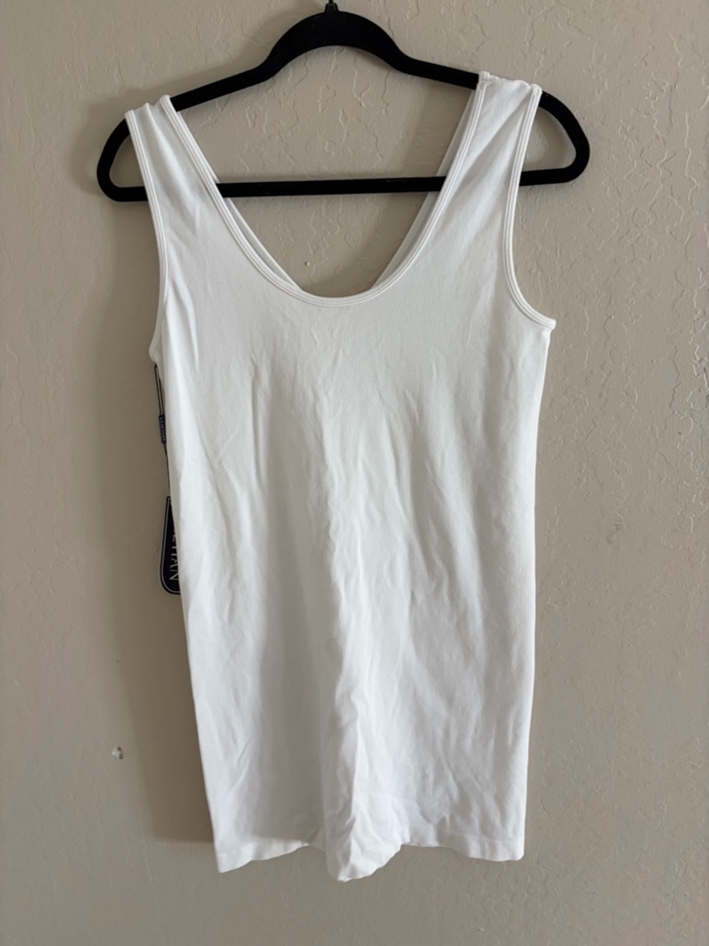 Women's Elietian White Scoop Neck Tank Top - Sleeveless Layering Tee